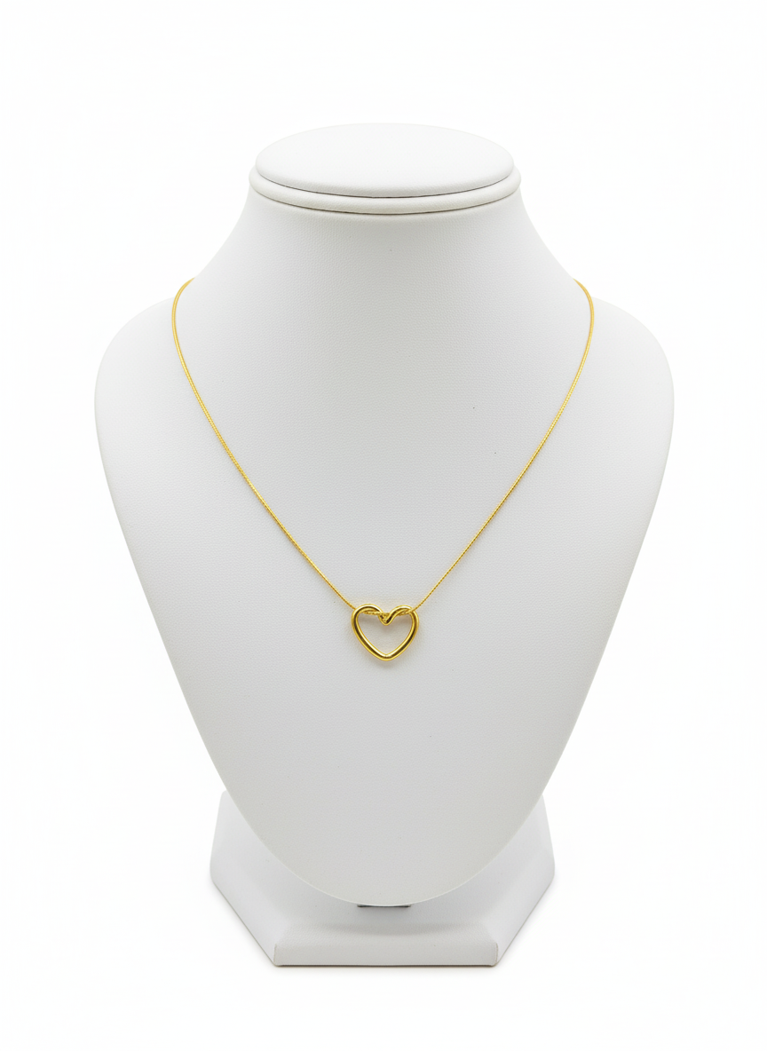 Elegant Gold Plated Heart Pendant Necklace for Women and Girls - MVANNKGD161